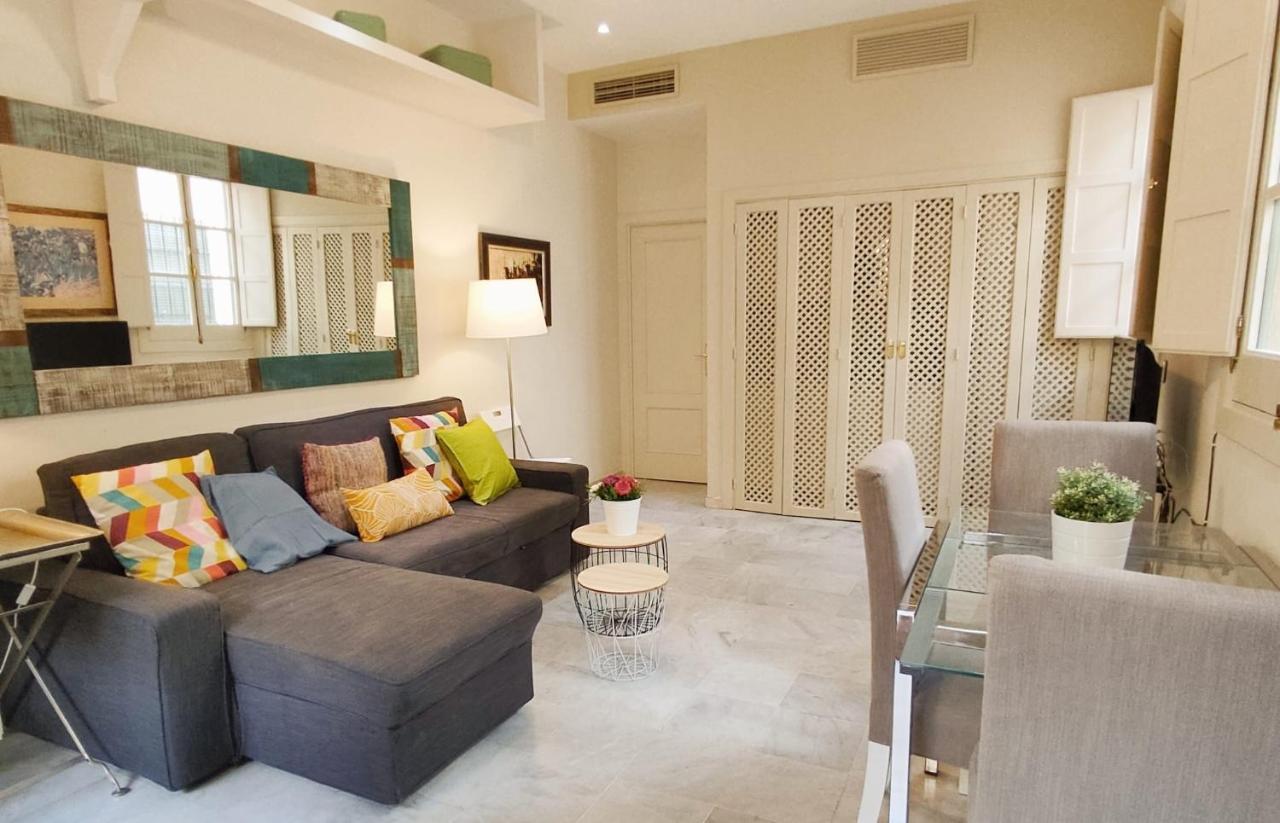 Homeyseville-Bright Apartment At Santa Cruz 4 Pax, Parking Optional Ngoại thất bức ảnh