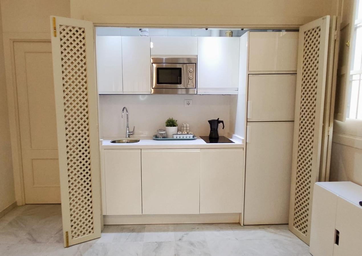 Homeyseville-Bright Apartment At Santa Cruz 4 Pax, Parking Optional Ngoại thất bức ảnh