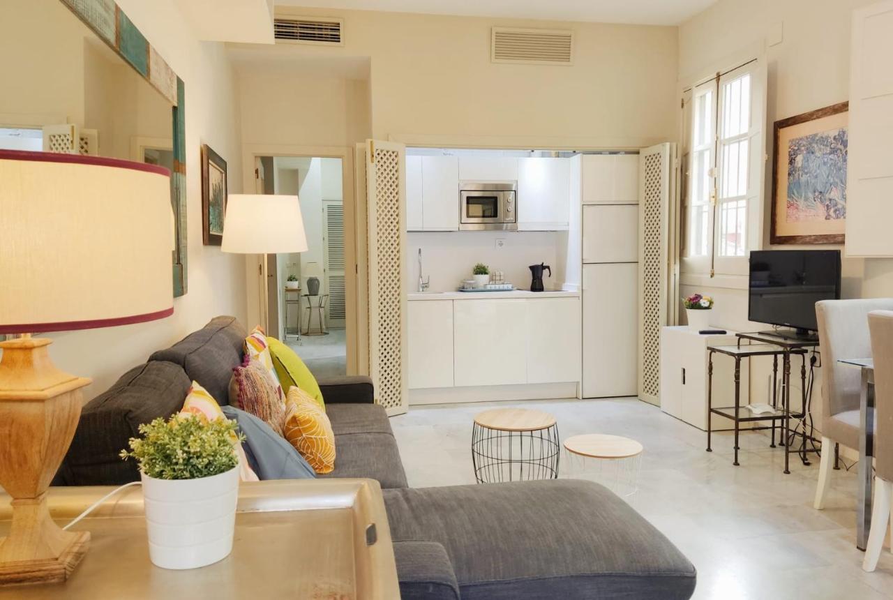Homeyseville-Bright Apartment At Santa Cruz 4 Pax, Parking Optional Ngoại thất bức ảnh